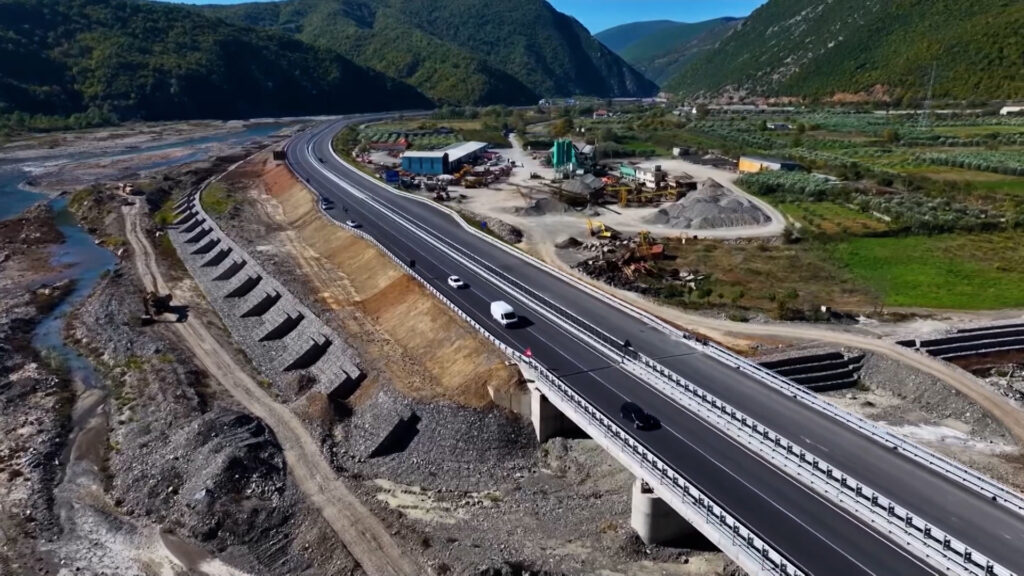 Autostrada Elbasan–Lekaj, gati hapja e 4 tenderëve për 21 km të mbetur